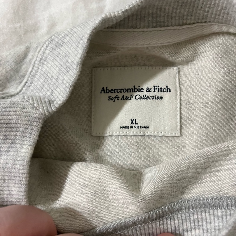 Soft AF heather grey sweatshirt